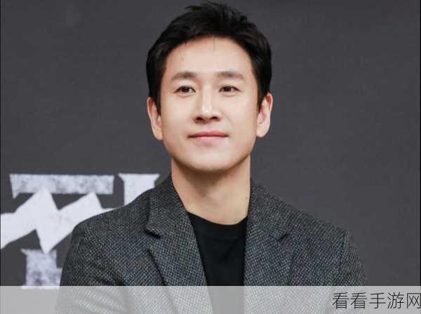 李善均 平行世界:李善均:探索平行世界的无限可能与奇幻旅程