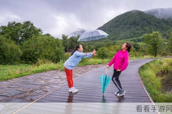 激情小说两峰夹小溪湿地：幽静湿地间，两峰傍水共诉情缘