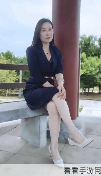 chinese熟女：熟女魅力四射，智慧与风韵并存的女性之美