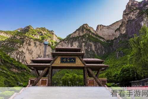 两峰夹小溪地湿又无泥诗小说：两峰夹小溪，湿润无泥映山色