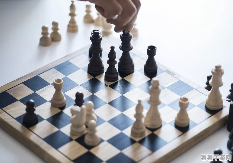 围棋少年挑战不思议迷宫，全新策略玩法深度解析