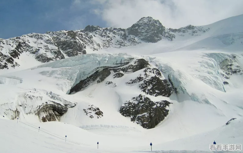 冰雪激战新体验，和平精英冰雪赛场玩法全揭秘